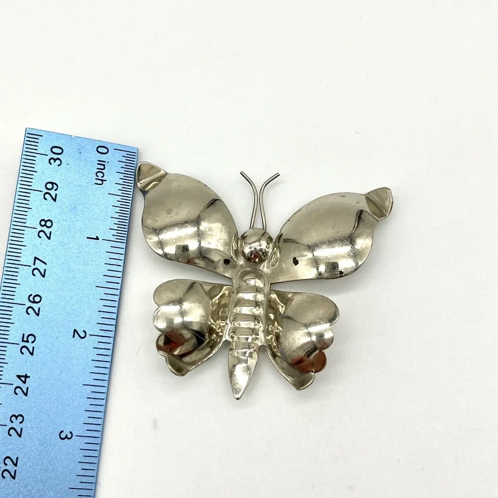 Vintage Butterfly Brooch Pin Shiny Silver Tone Insect Statement‎ Jewelry